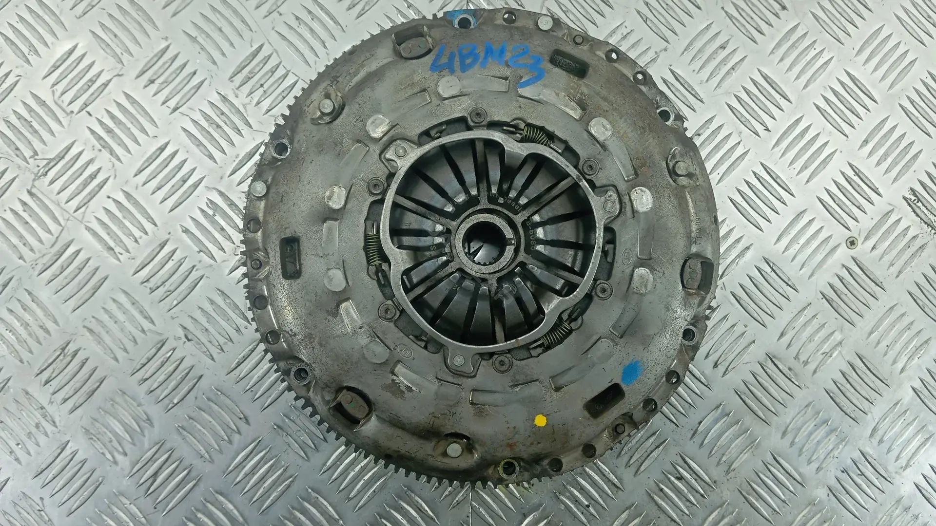 Маховик 03L105266CA, 03L105266DL