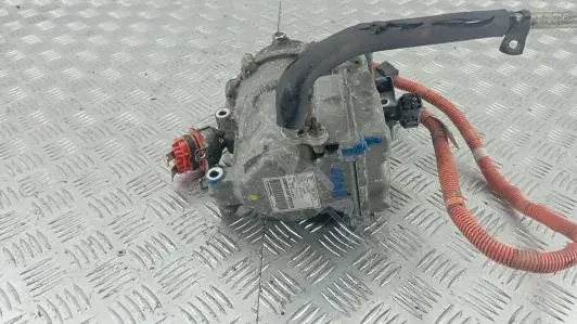 Компрессор кондиционера 7813A378