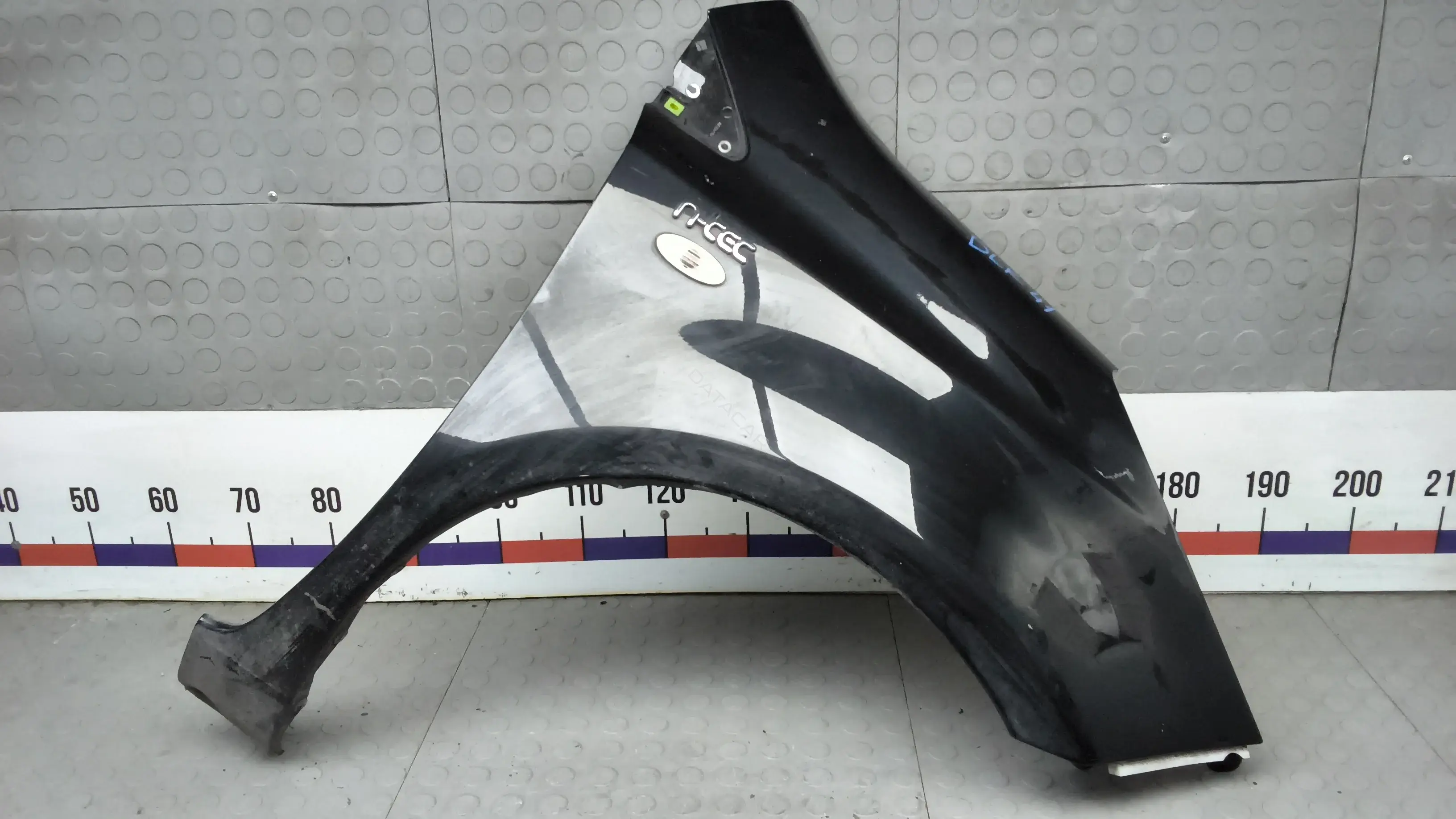 Крыло переднее DLK41EC01