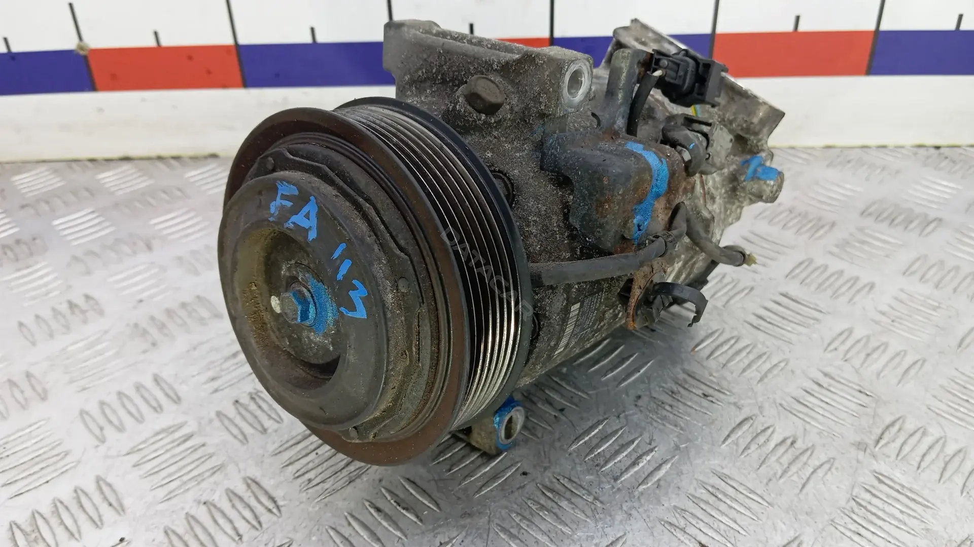 Компрессор кондиционера 926004EB1A