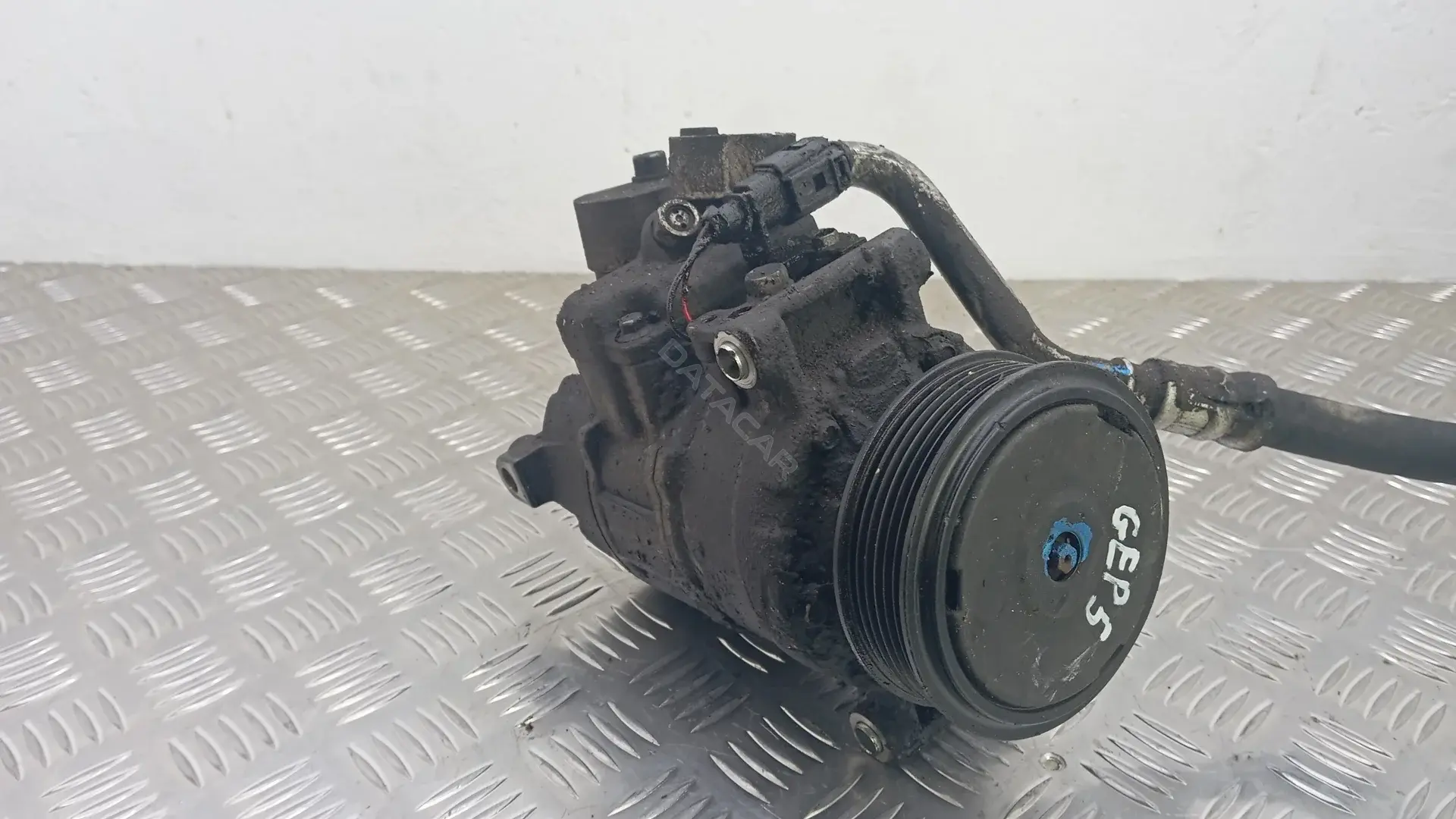 Компрессор кондиционера 4F0260805S