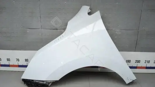 Крыло переднее CLK11D901