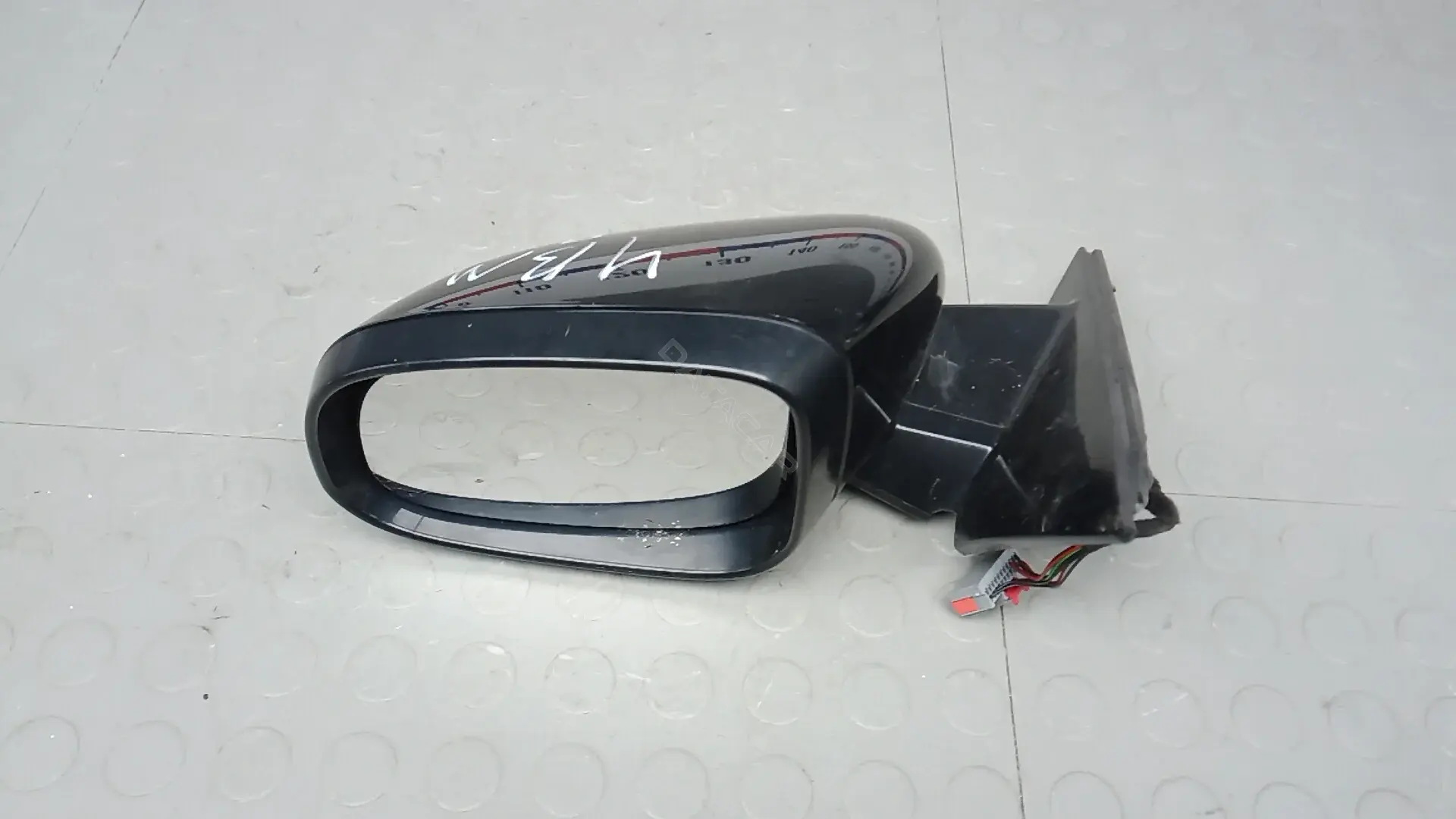 Наружное зеркало 4BM08JL01