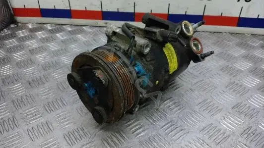 Компрессор кондиционера AV6M-19D629-BC