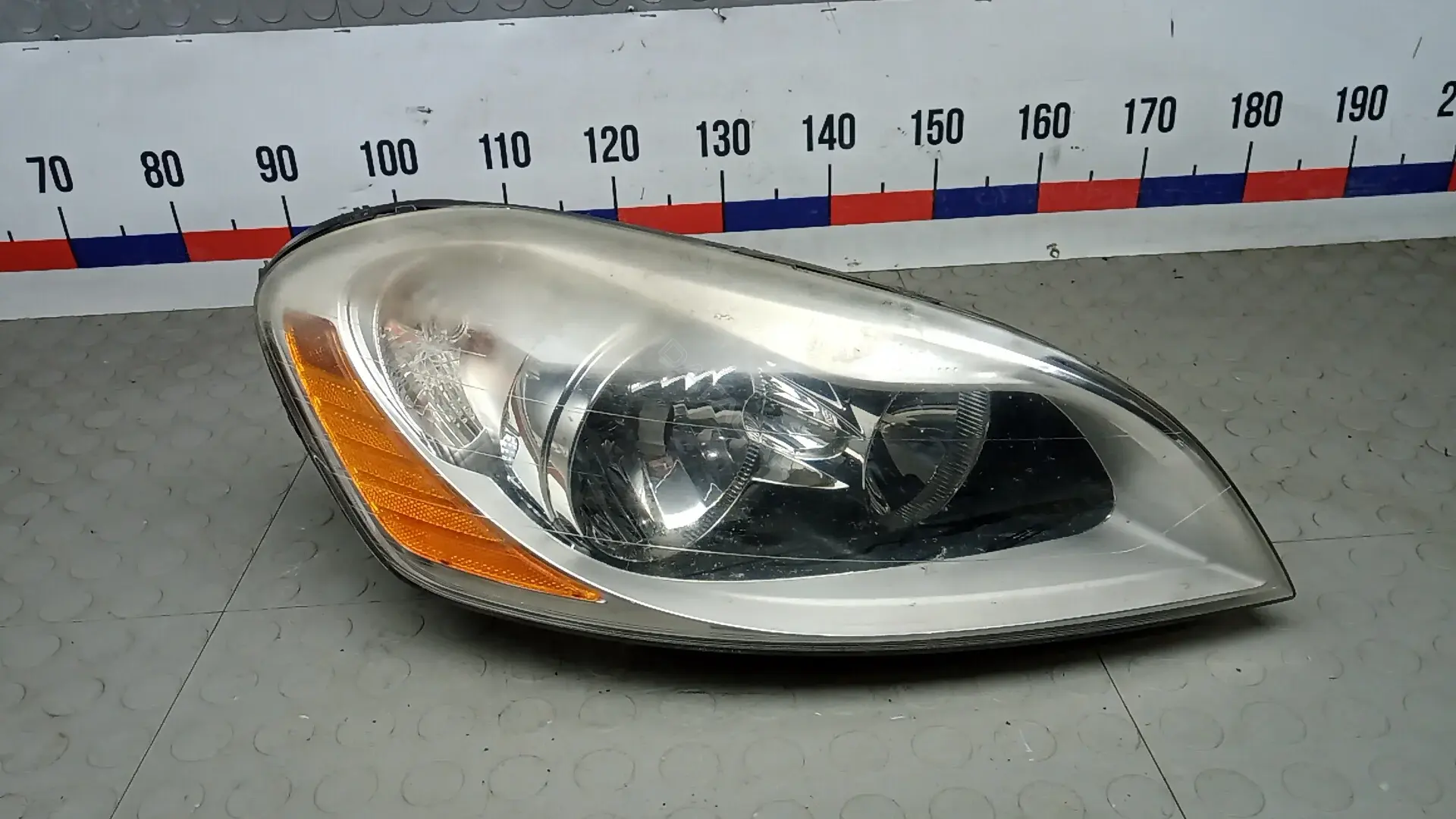 Фары BEP02MU01