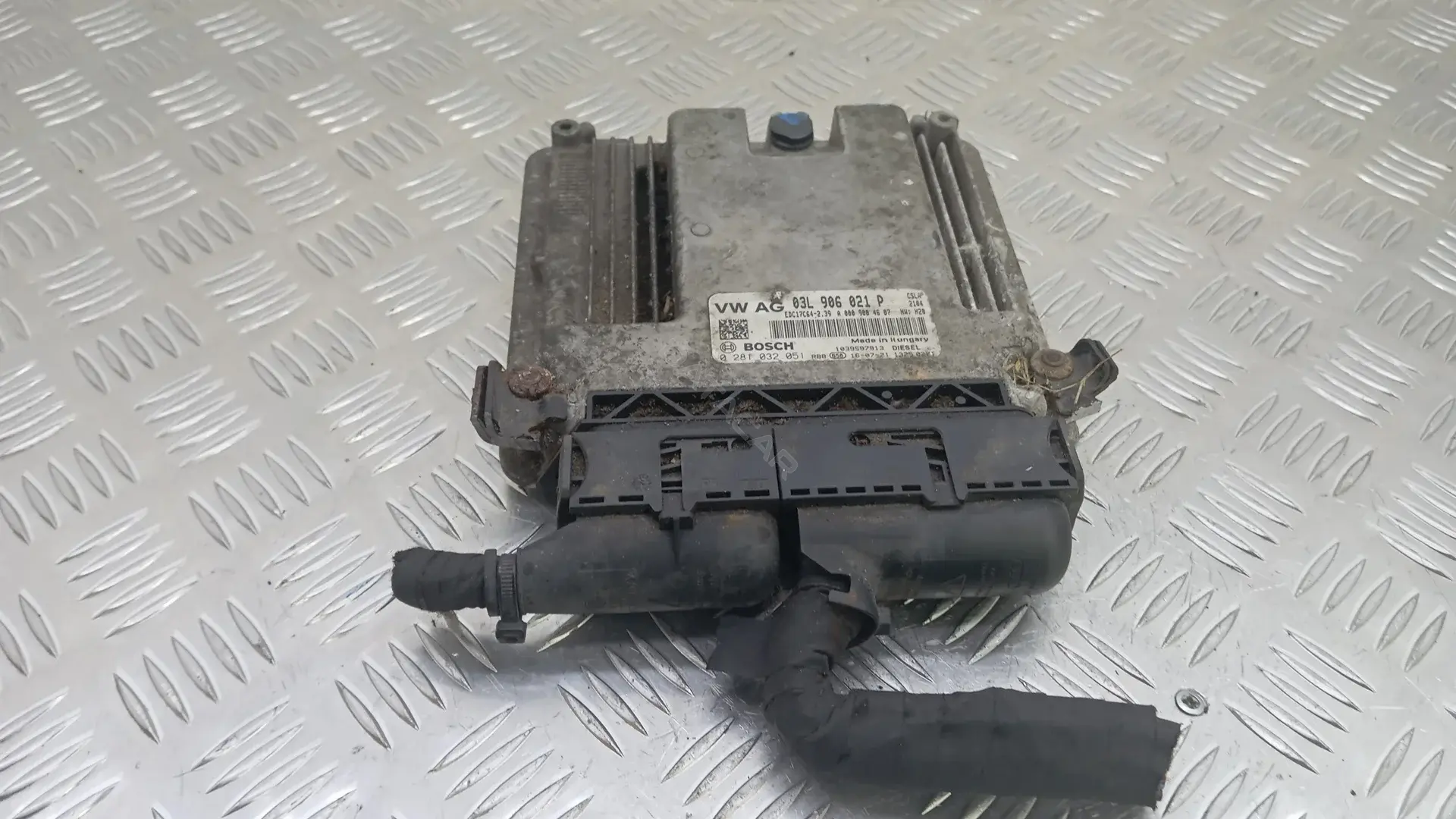 Блок управления двигателем 0281032051, 03L906021P, A0009004607