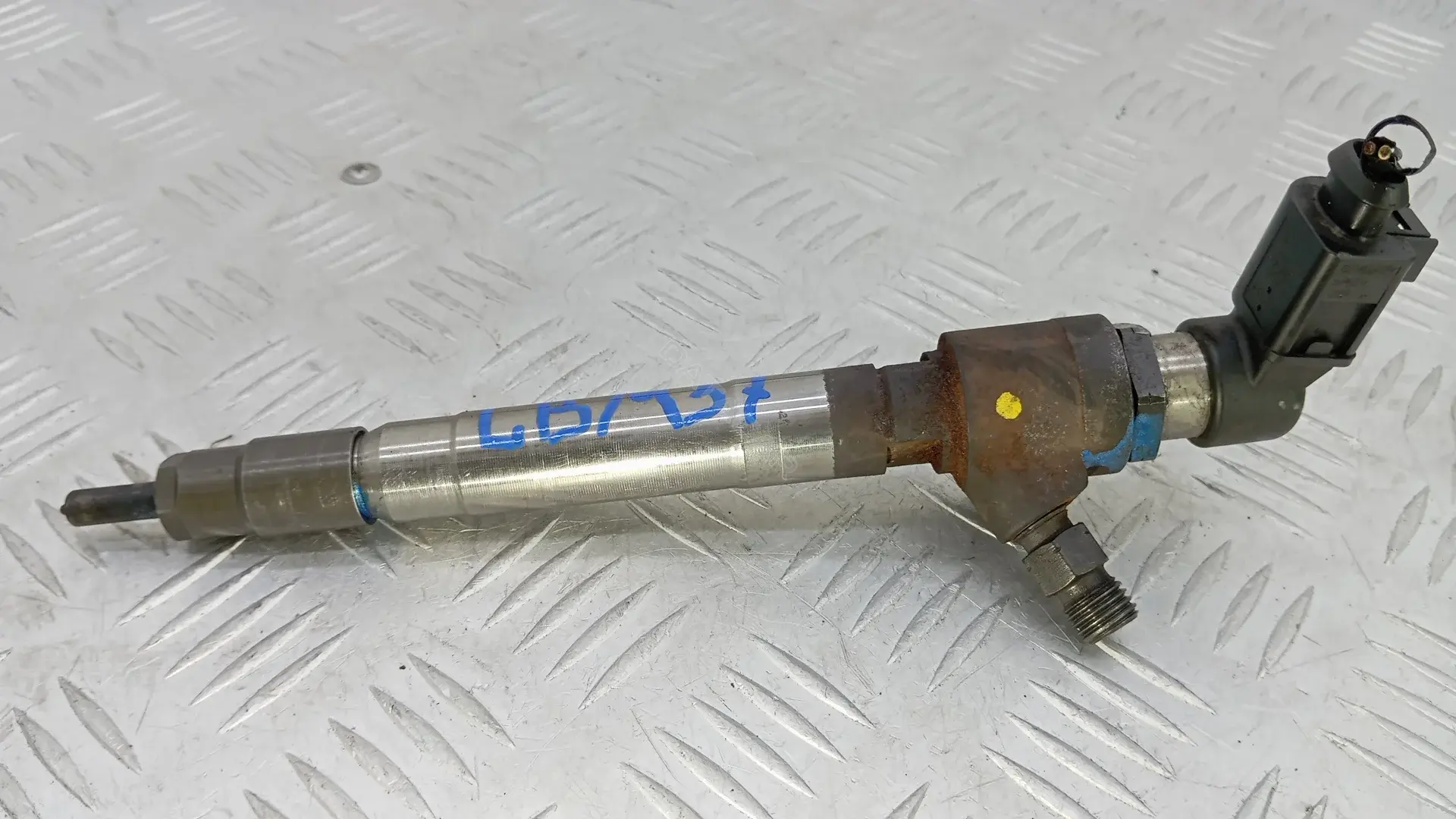 Форсунки BK2Q-9K546-AG