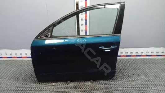 Дверь 3T0831055