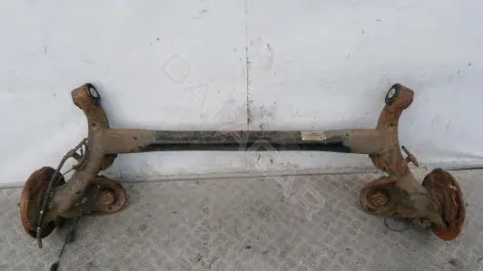 Балка подвески 551001W110