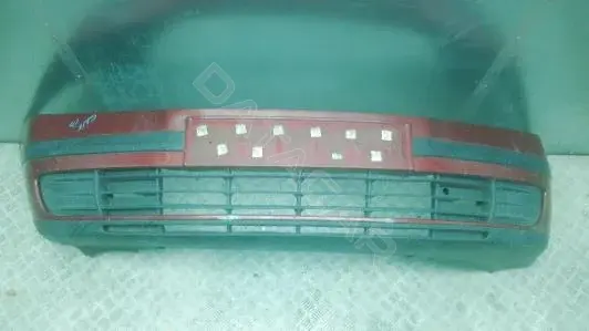Передний бампер 1Z0807061, 1Z0807221