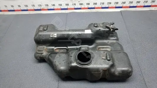 Топливный бак 504135946