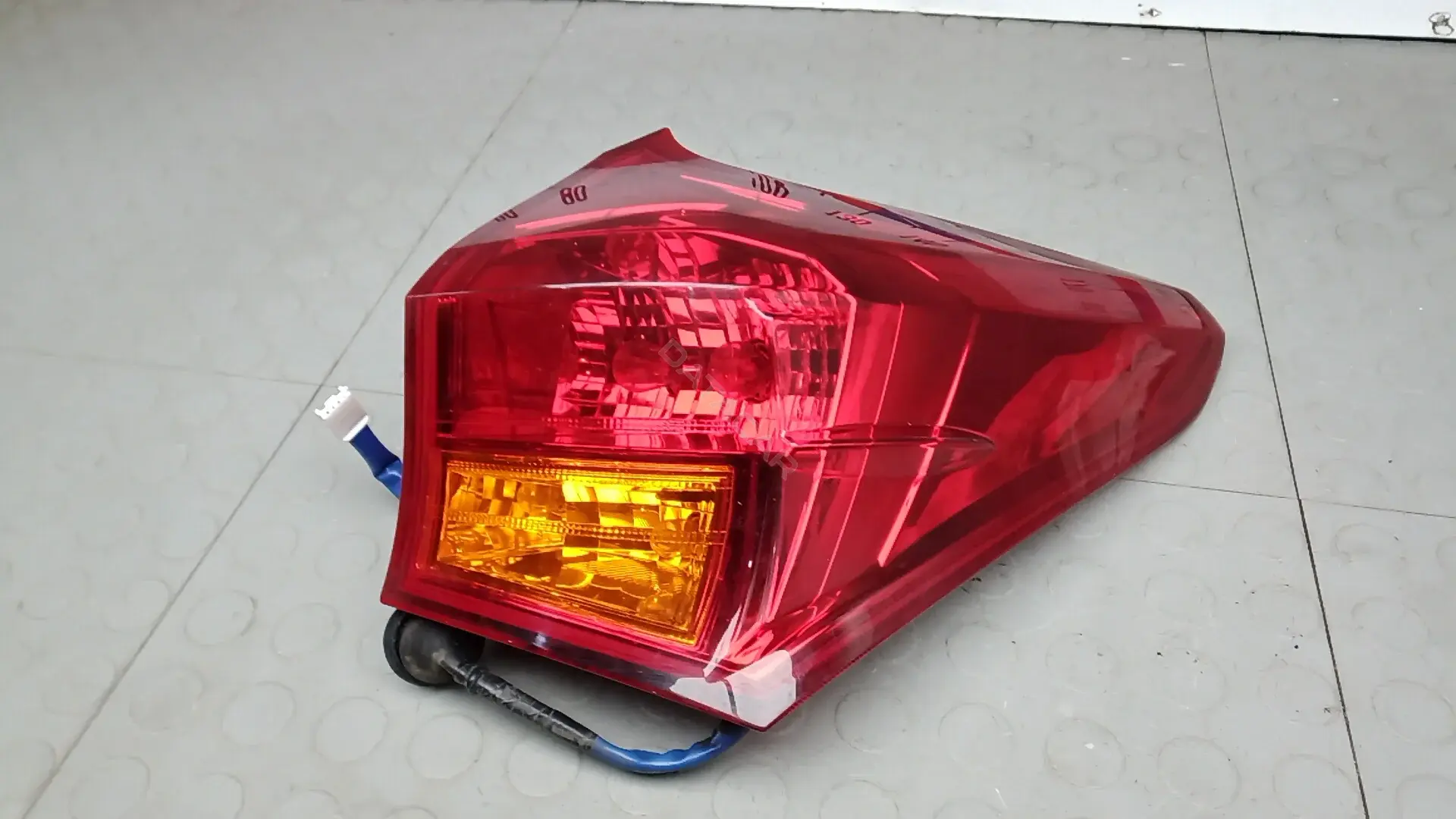 Задние фонари 8155102700