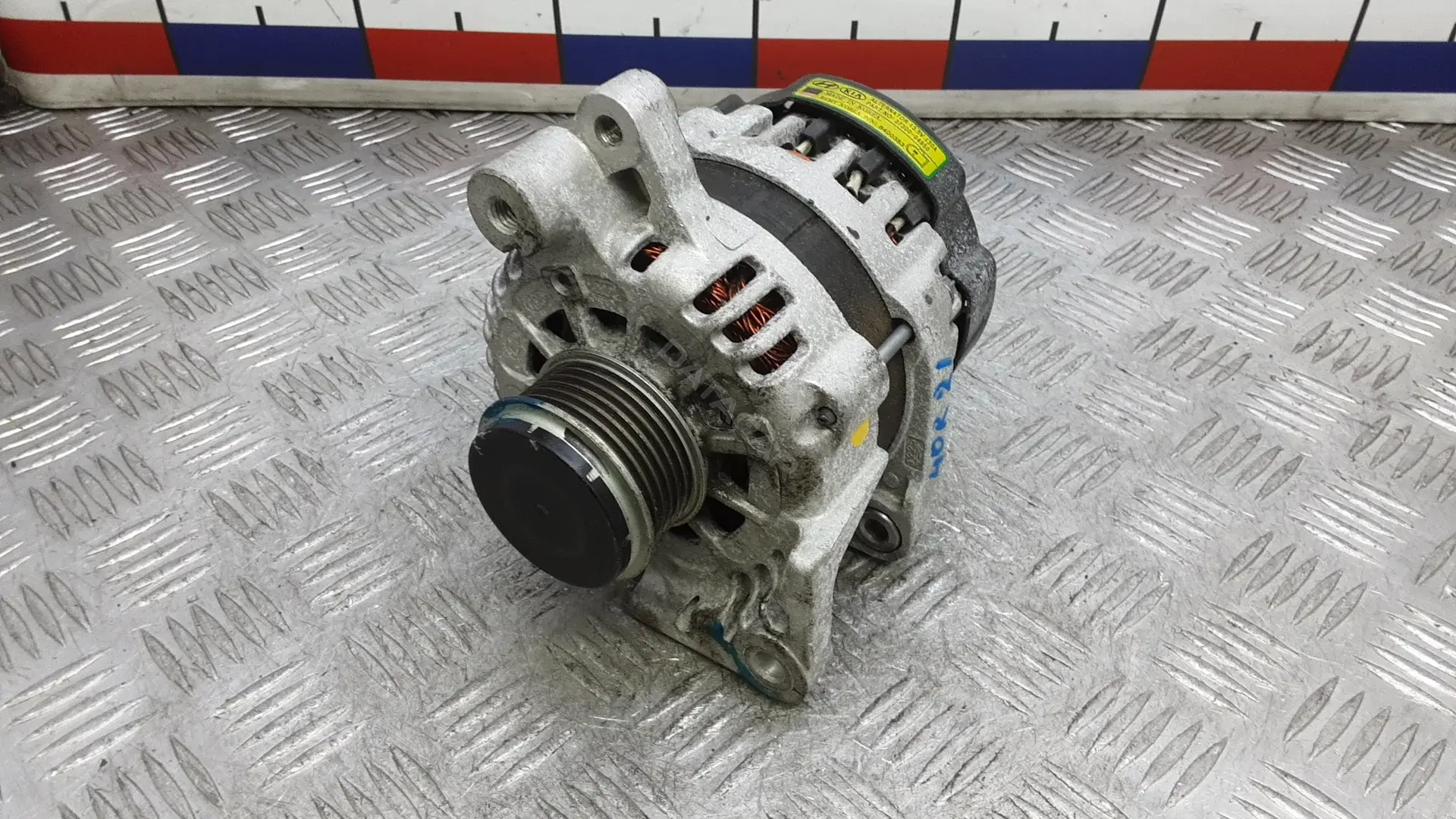 Генератор 37300-04950