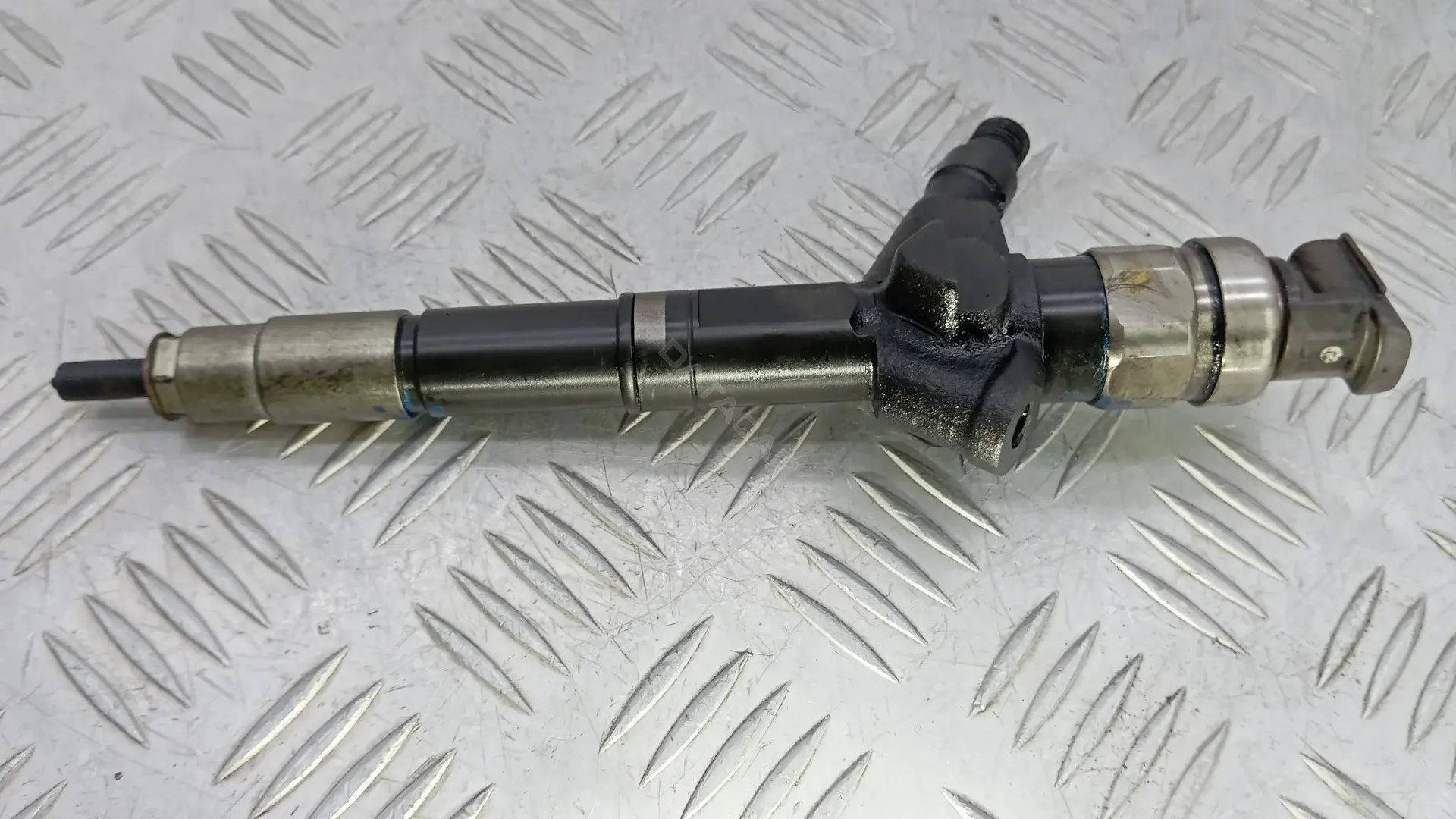 Форсунки 16600 EB300