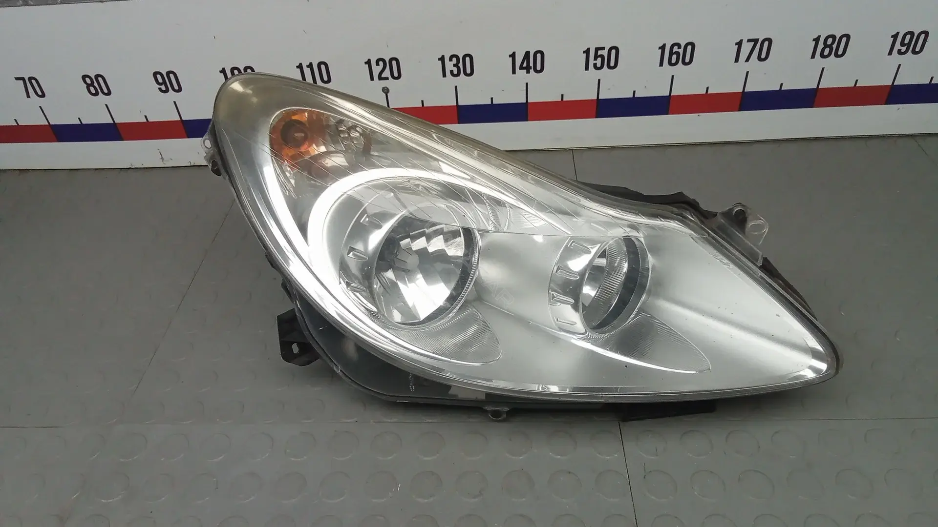 Фары UOK72MU01
