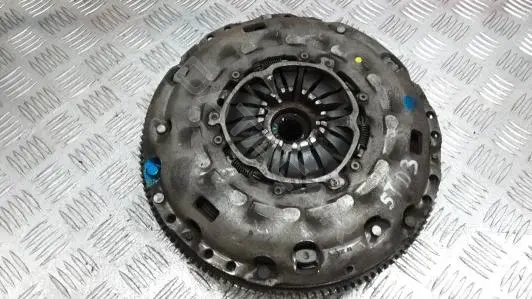 Маховик 03L105266DM