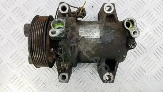 Компрессор кондиционера 92600-EB70A