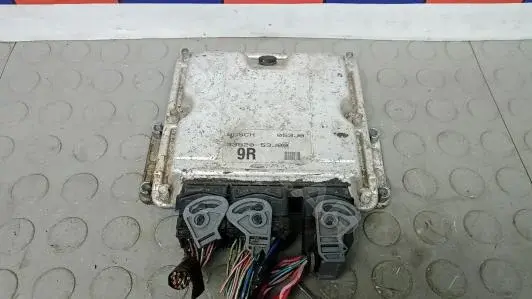 Блок управления двигателем 0281011359 3392053j00