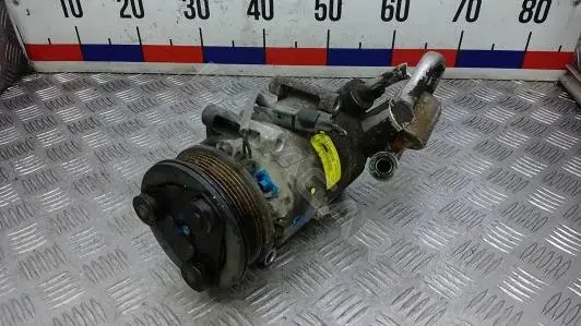 Компрессор кондиционера AU61-19D629DB