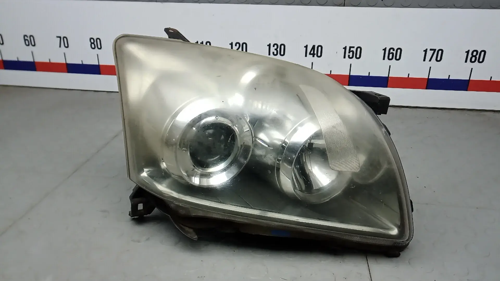 Фары NOK13MU01
