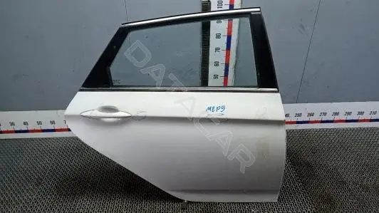 Дверь 770043Z000
