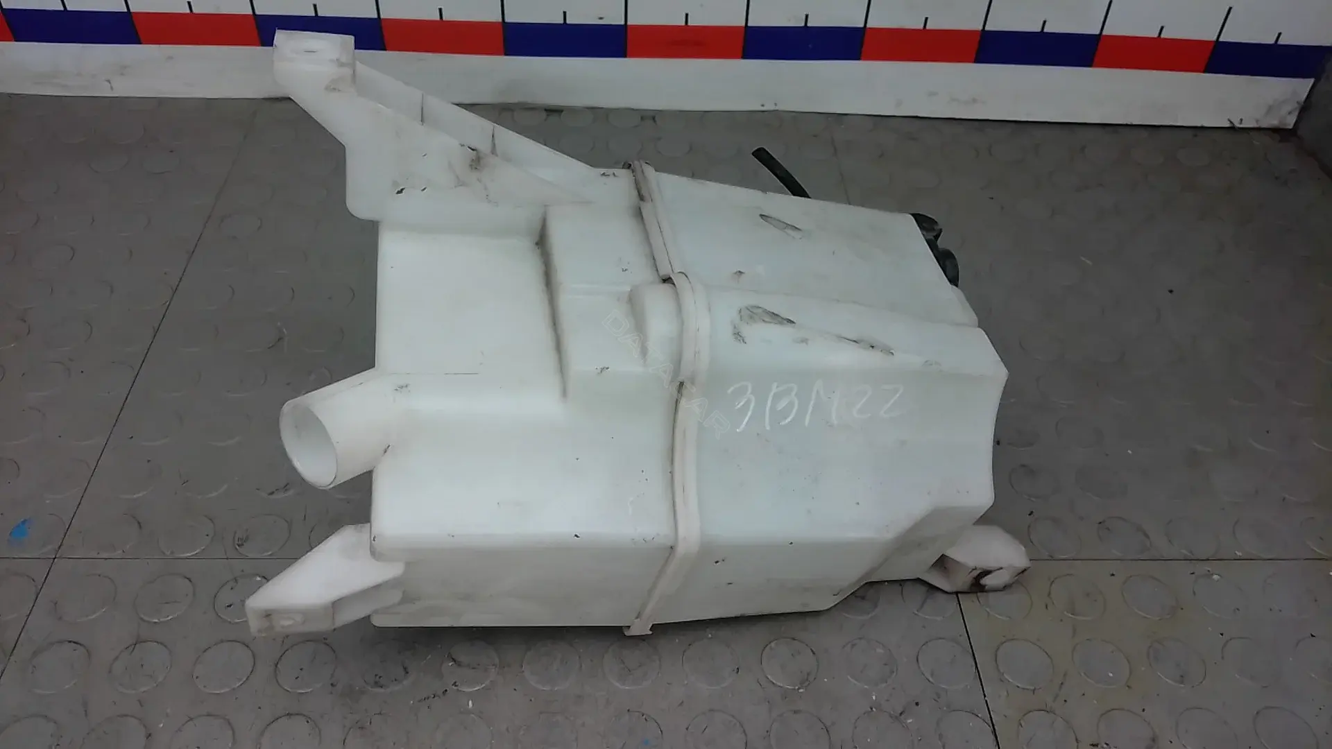Бачок омывателя 289104CC5A