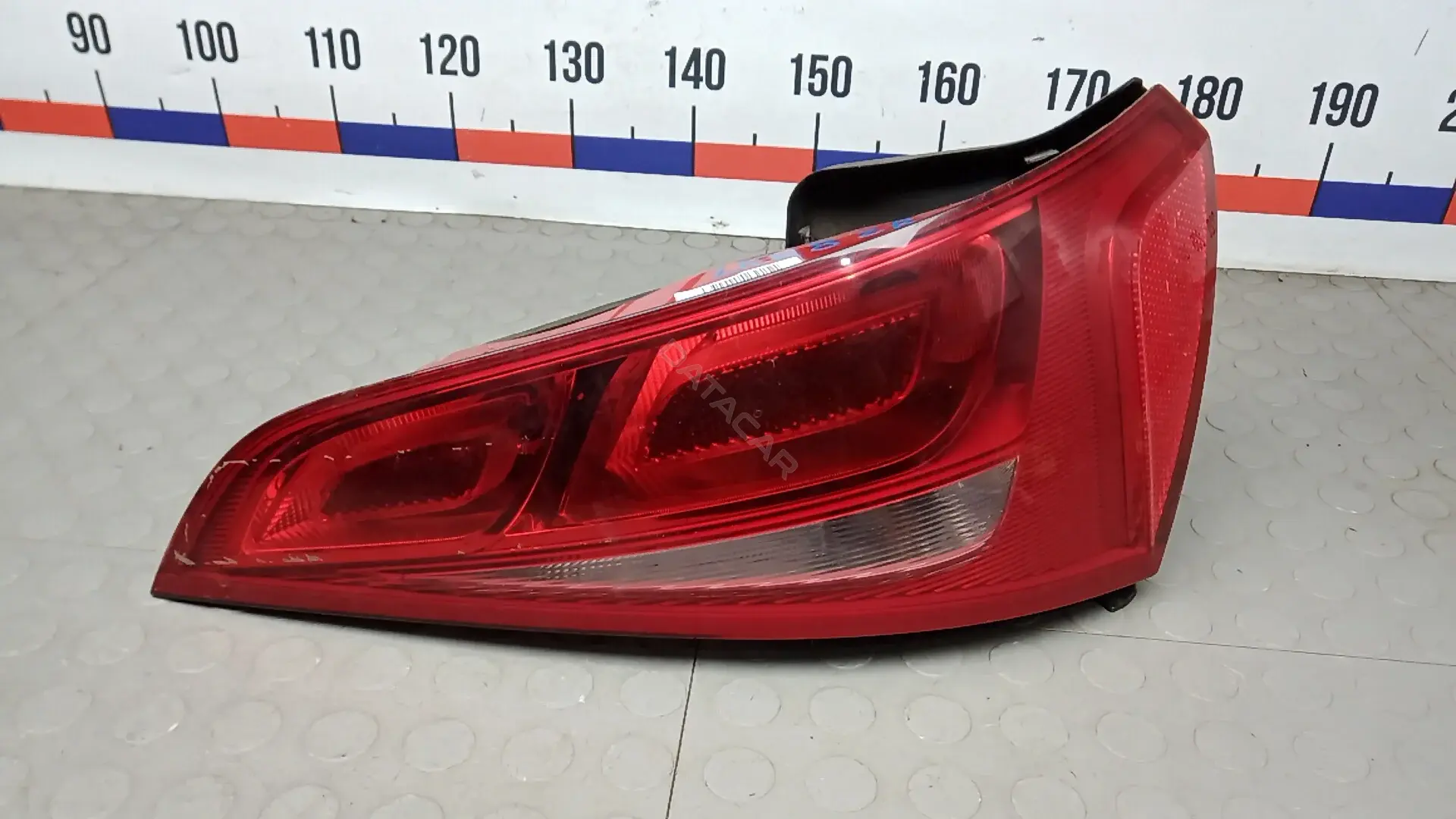 Задние фонари 8R0945094
