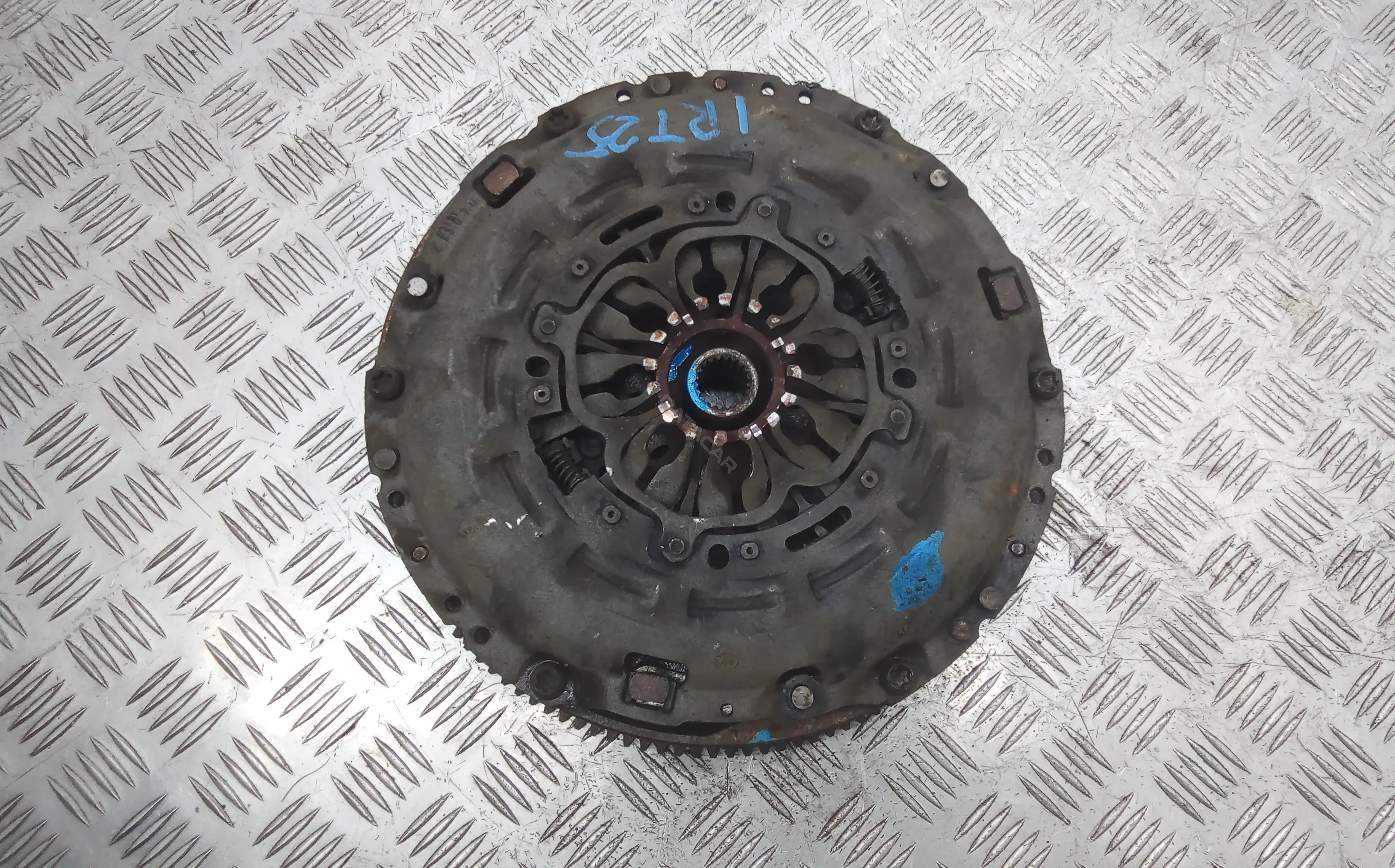 Маховик 1RT25A401