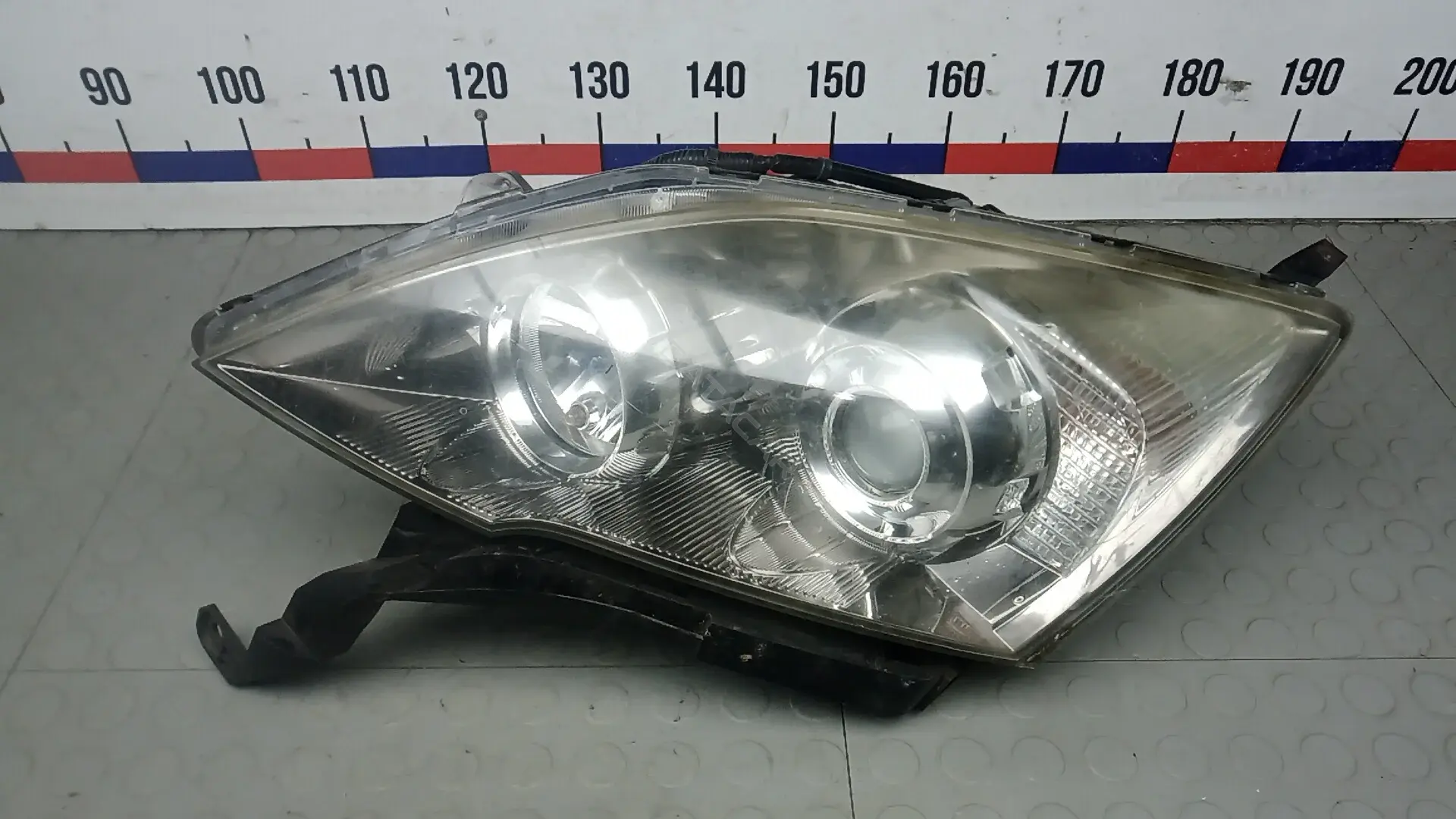 Фары SOK13MR01