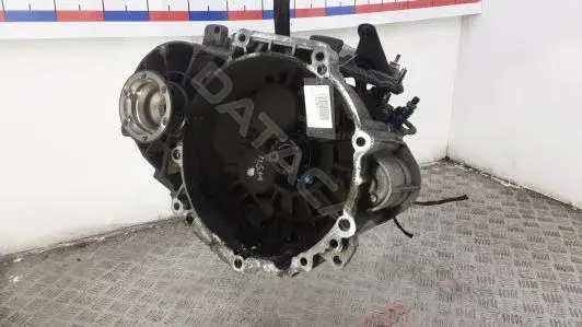 Механическая коробка передач (МКПП) 02Q300048P, NFU