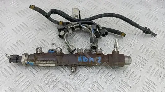 Топливная рейка 9821399680