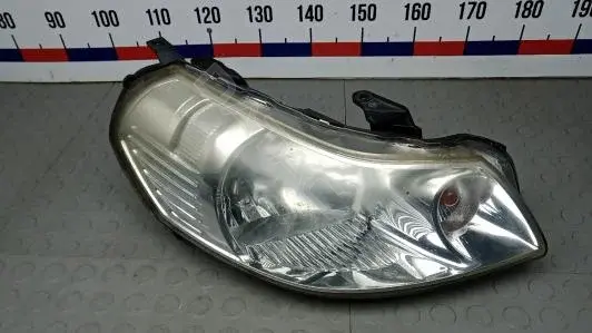 Фары UOK31MU01