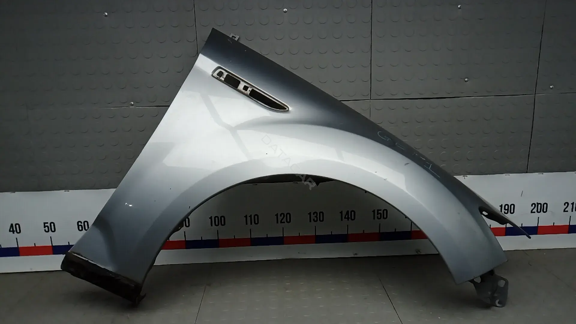 Крыло переднее GEP01EC01