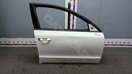 Дверь 3T0831056