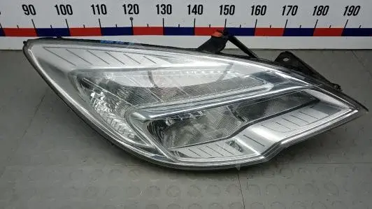 Фары UOK34MU01