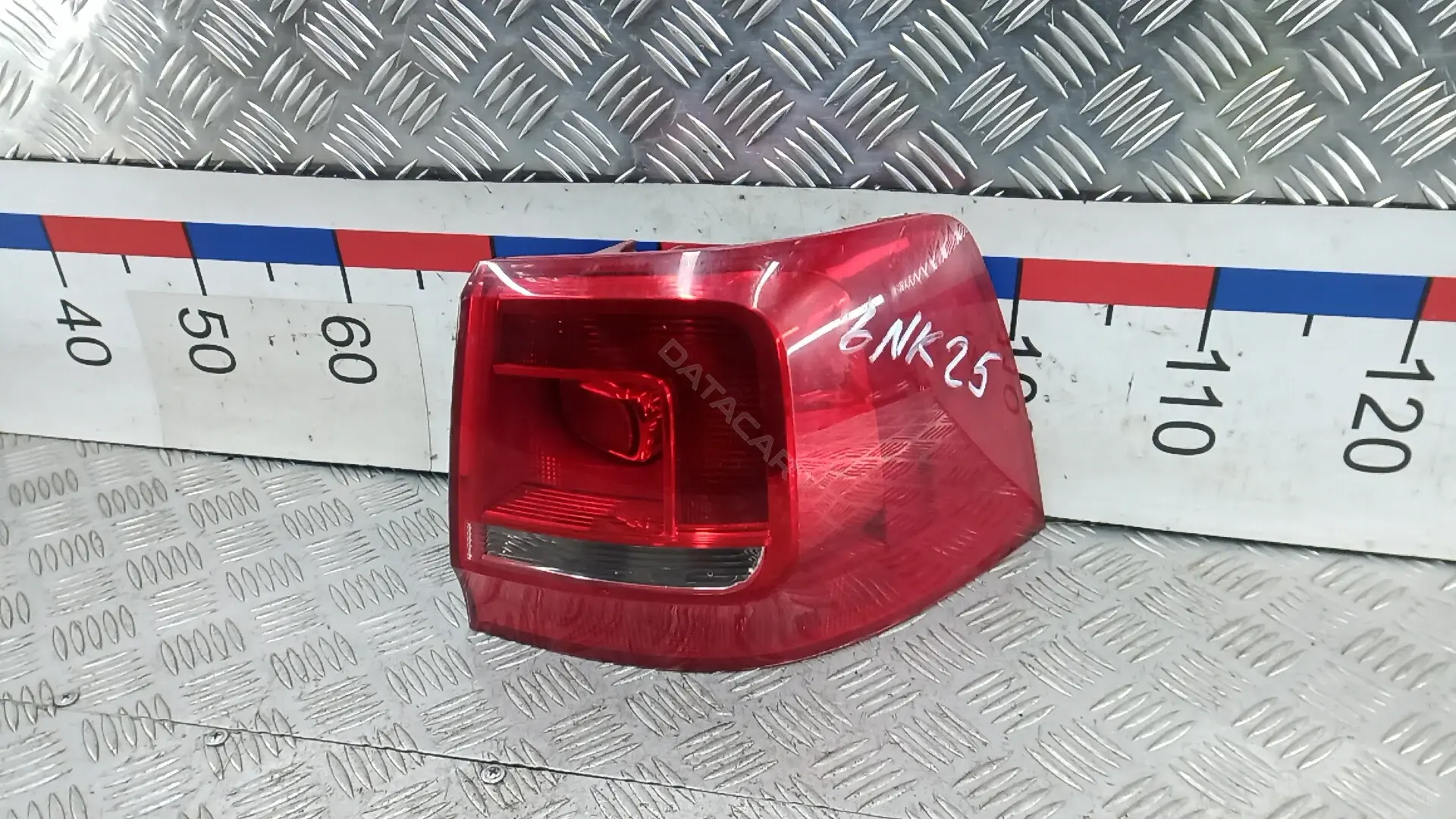 Задние фонари 7N0945096G