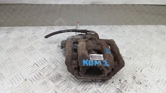 Скоба суппорта KBM020O01