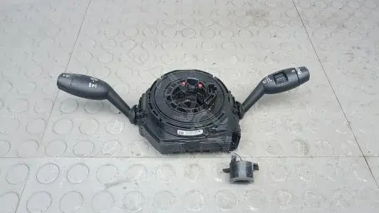 Переключатель подрулевой ZOK64Q801