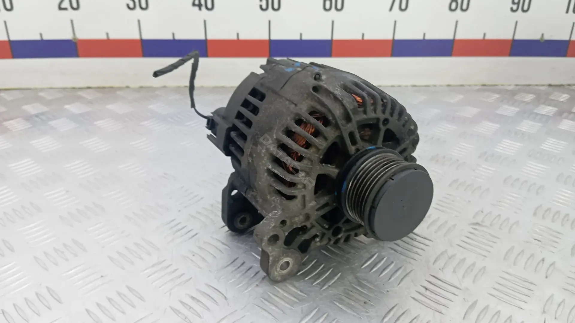 Генератор 03L903024A