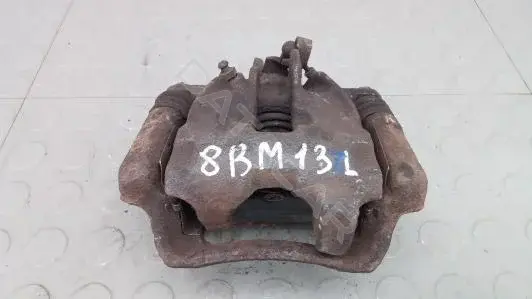Скоба суппорта 8BM130O01