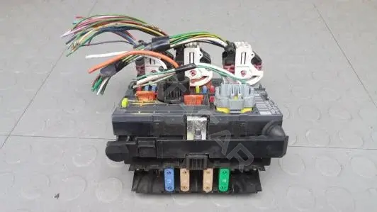 Блок управления BCM 9667044980