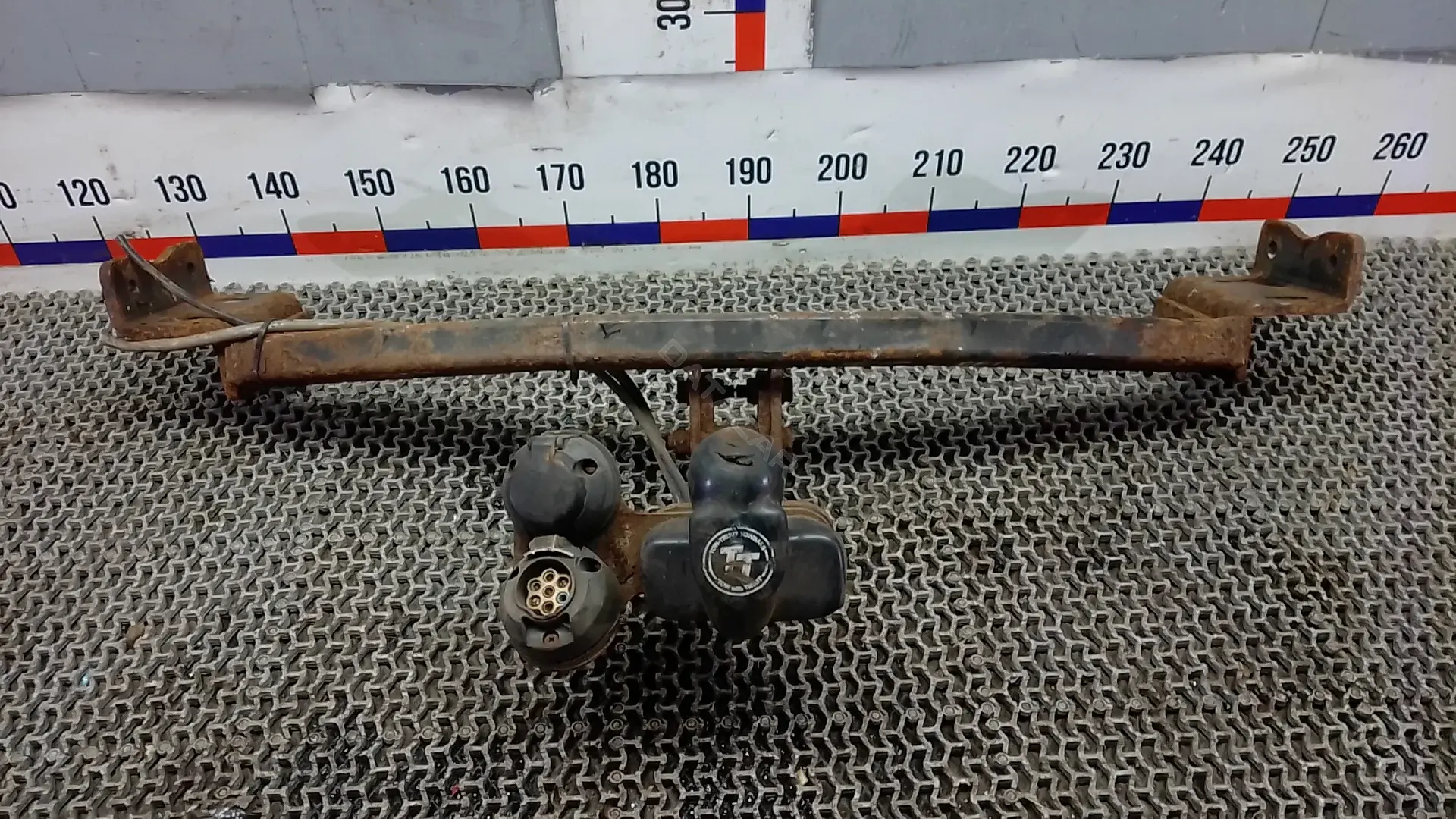 Фаркоп FEP14H601