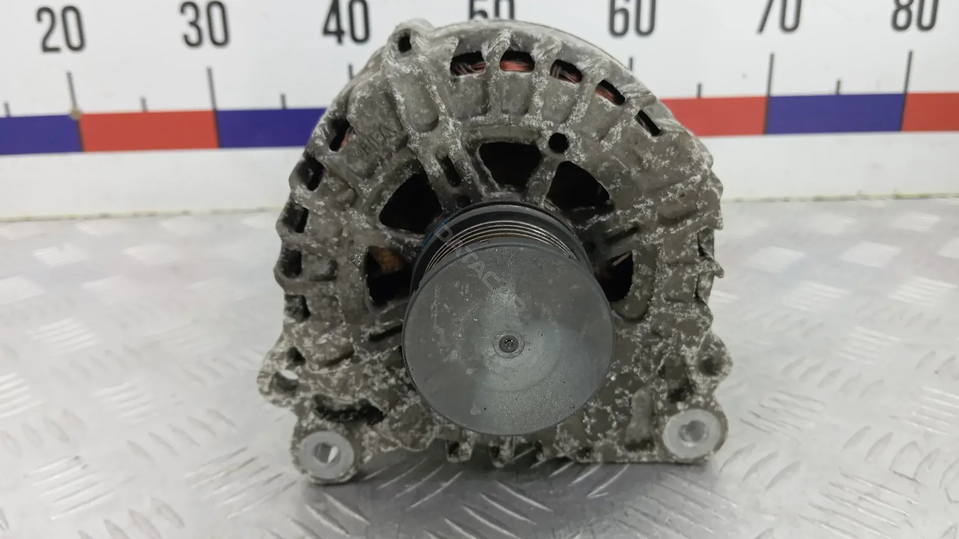 Генератор 03L903023L