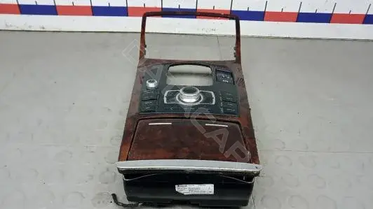 Блок управления мультимедиа WOK64XM01