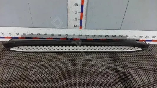 Подножка HBM17OW01