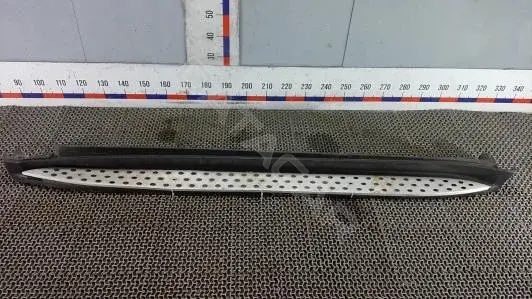 Подножка HBM17OW02