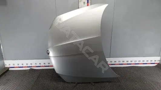 Капот 3T0823031B