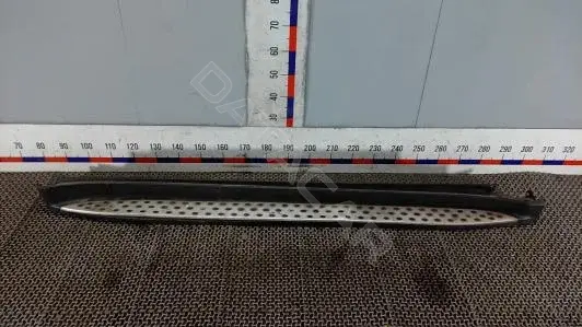 Подножка 1SM13OW01