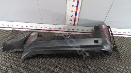 Задний бампер 5215947110C0