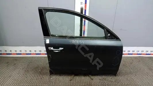 Дверь 3T0831056
